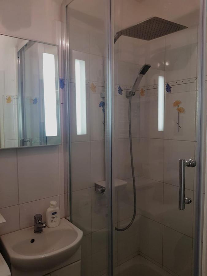 Apartament Plac Trzech Krzyzy Varsó Kültér fotó