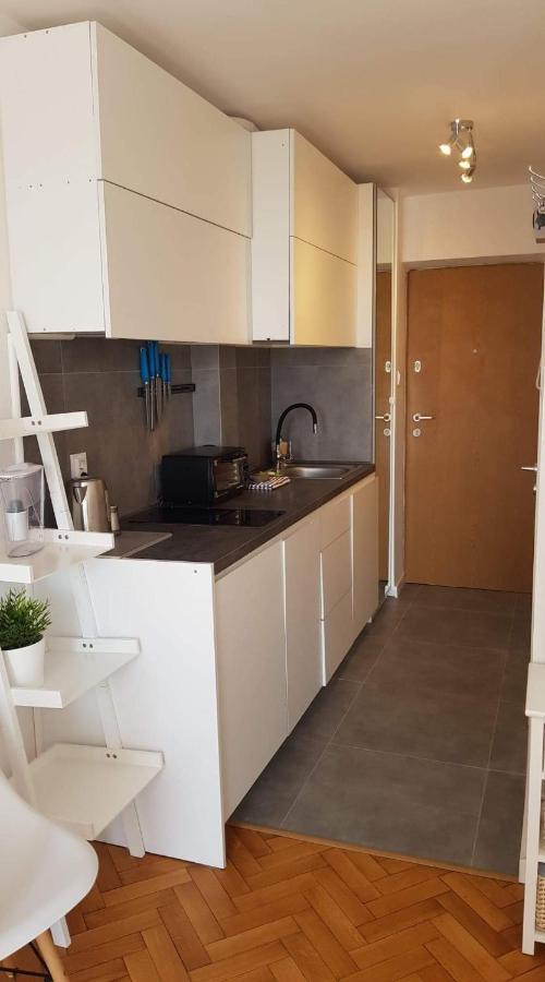 Apartament Plac Trzech Krzyzy Varsó Kültér fotó