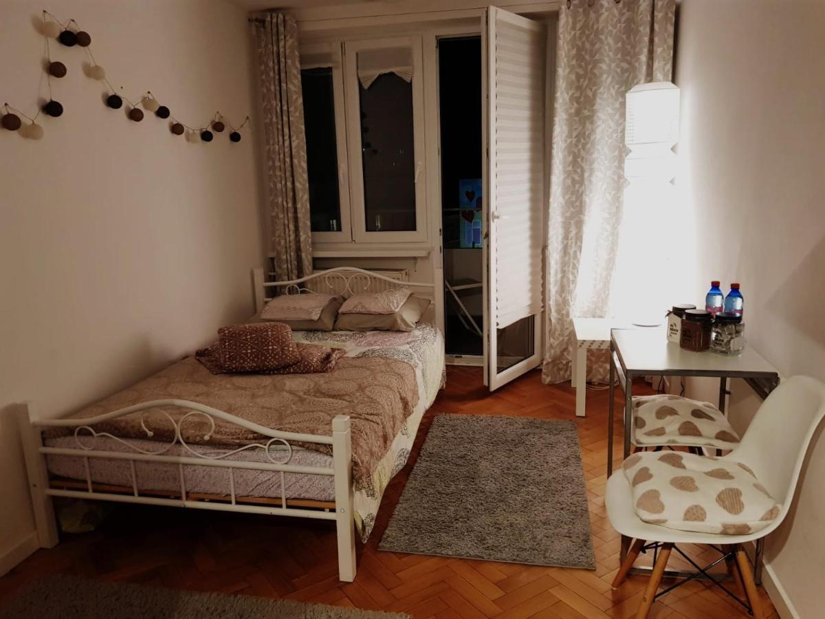 Apartament Plac Trzech Krzyzy Varsó Kültér fotó